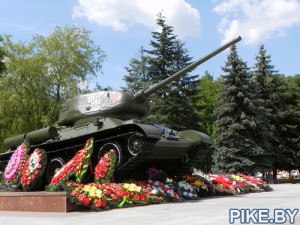Бобруйск памятник танк