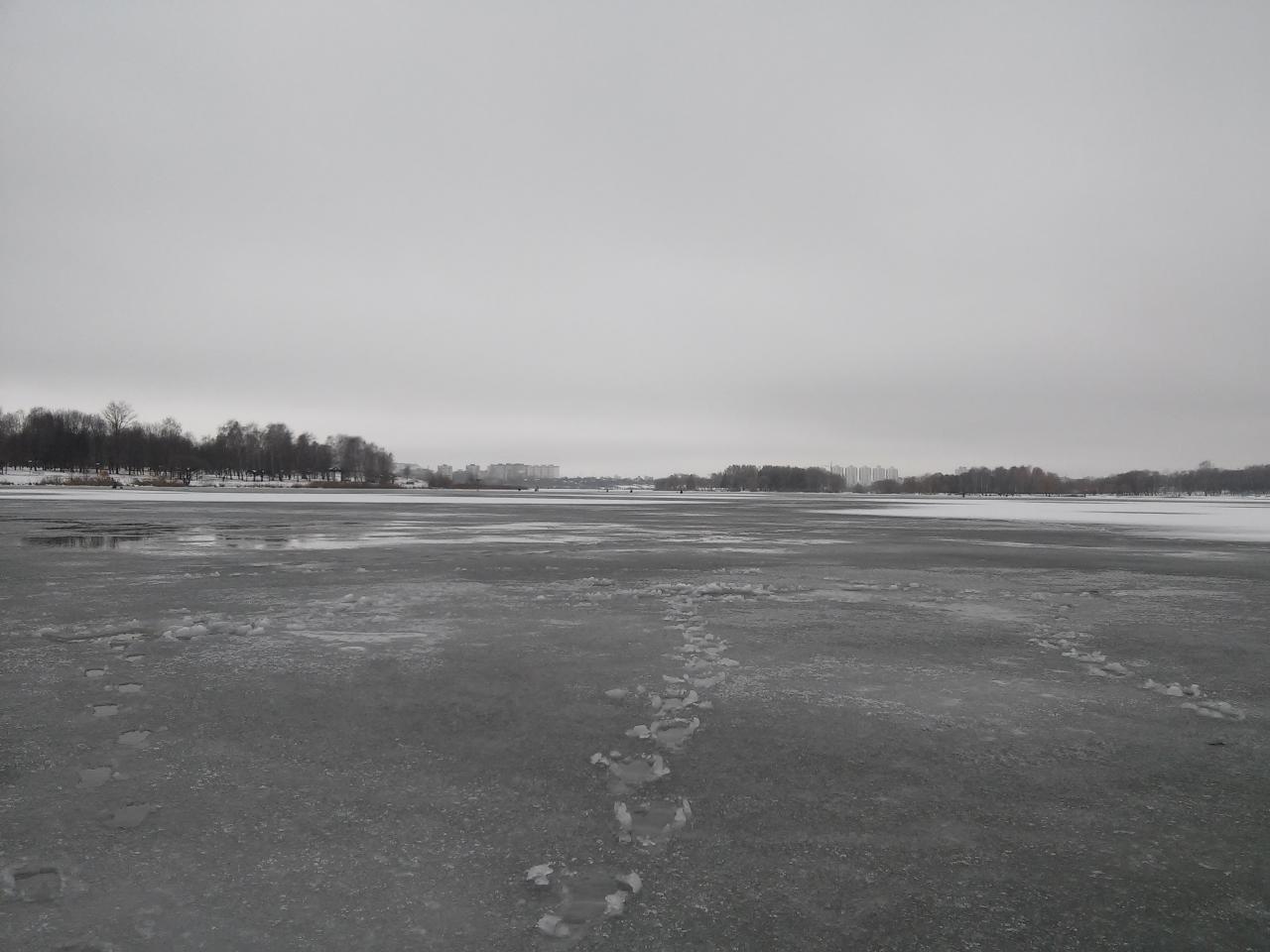  В 9,30 зашел на лед узнать обстановку  ... | Отчеты о рыбалке в Беларуси