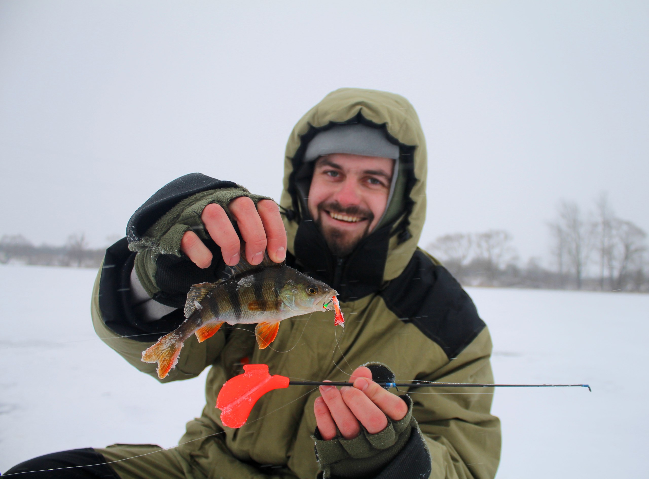  Уже стало холодно улыбаться...Сумасшедший ветер и снежная буря ... | Отчеты о рыбалке в Беларуси